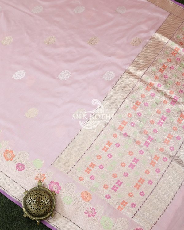 PASTEL PINK KADHWA MEENAKARI BORDER KATAN SILK BANARASI HANDLOOM SAREE For Sale