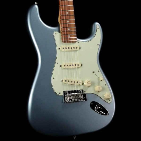 Fender Deluxe Roadhouse Stratocaster Mystic Ice Blue Discount